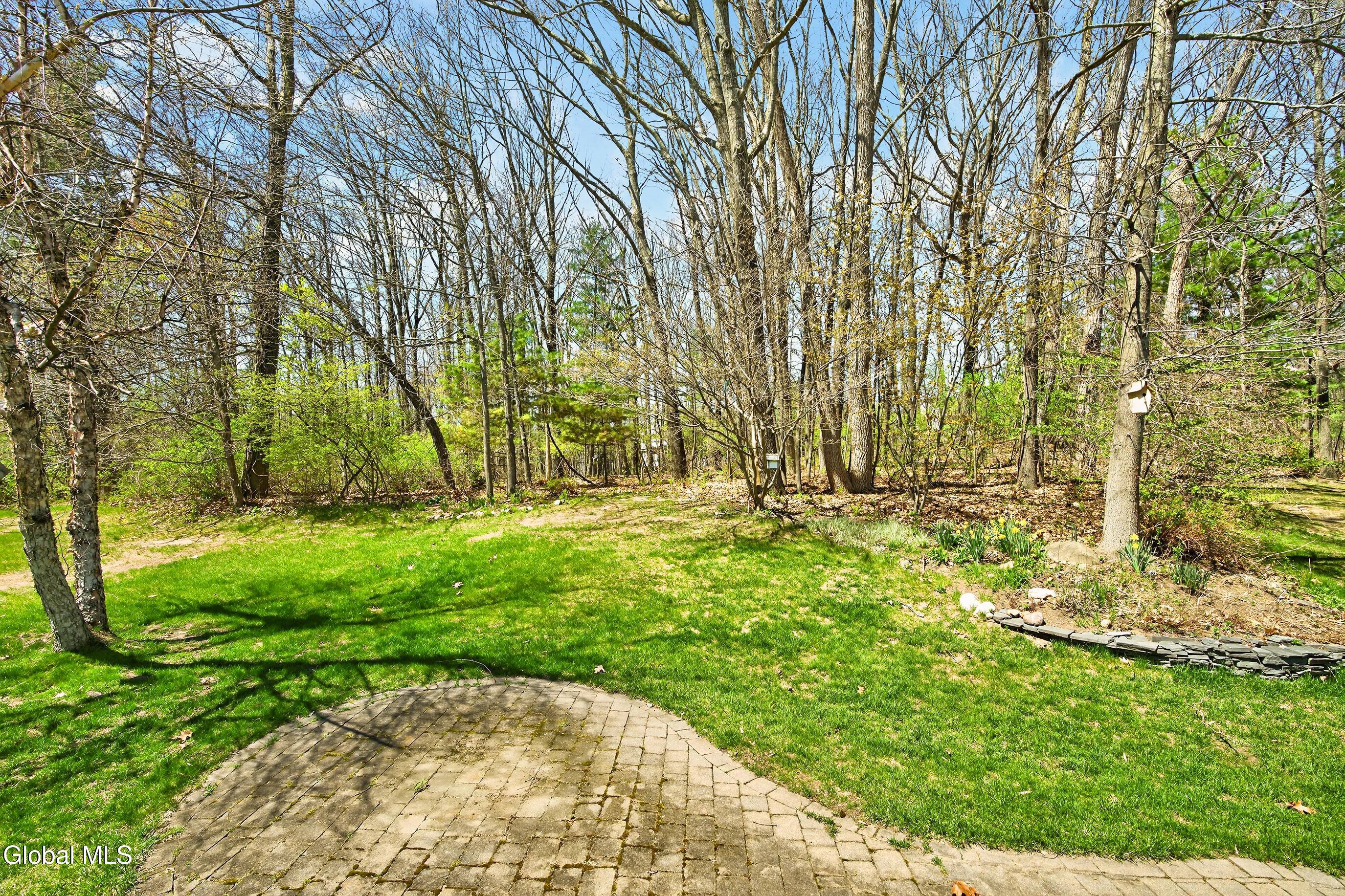 60 Oakmont Street Niskayuna NY 12309
