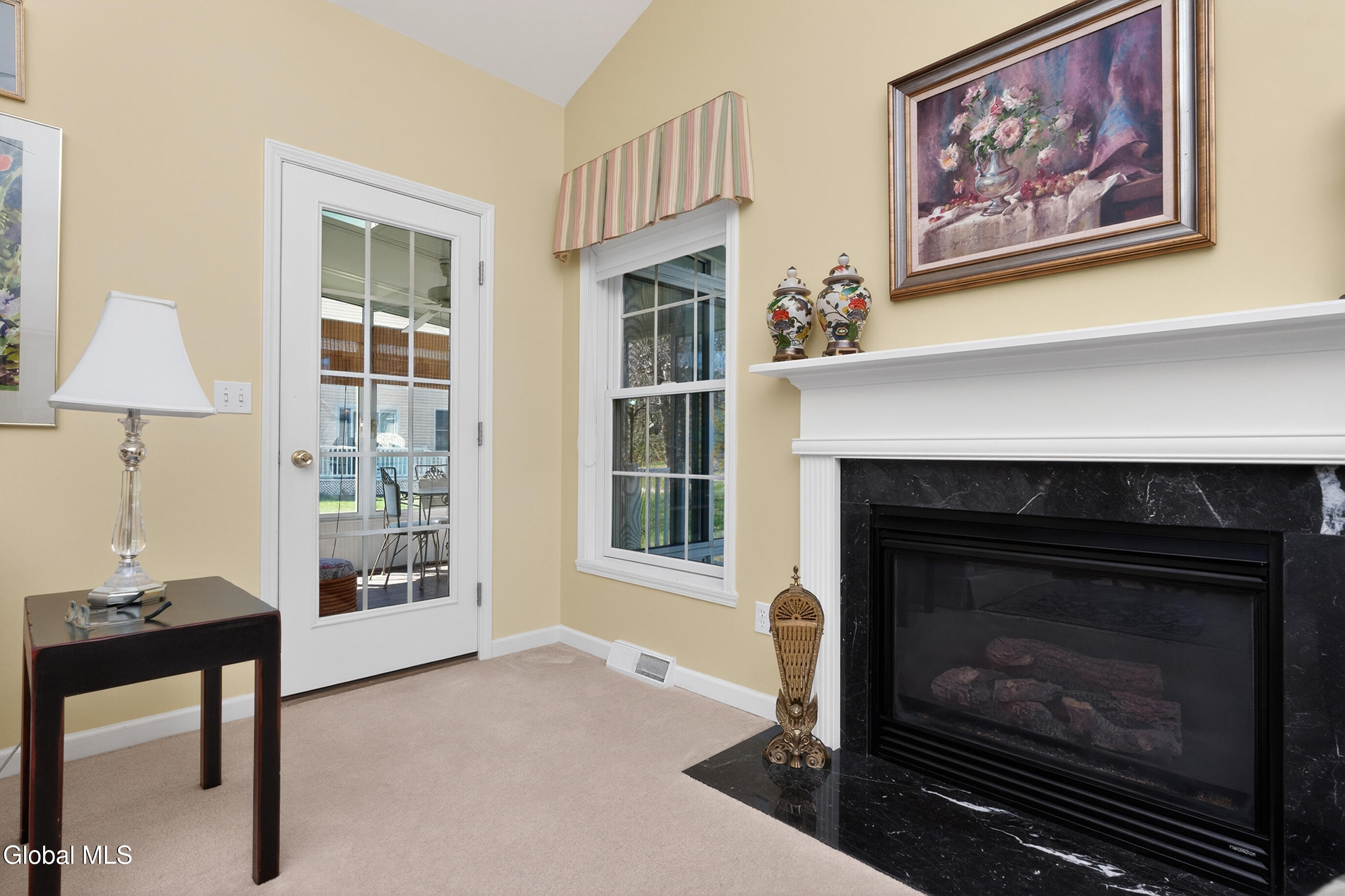 60 Oakmont Street Niskayuna NY 12309