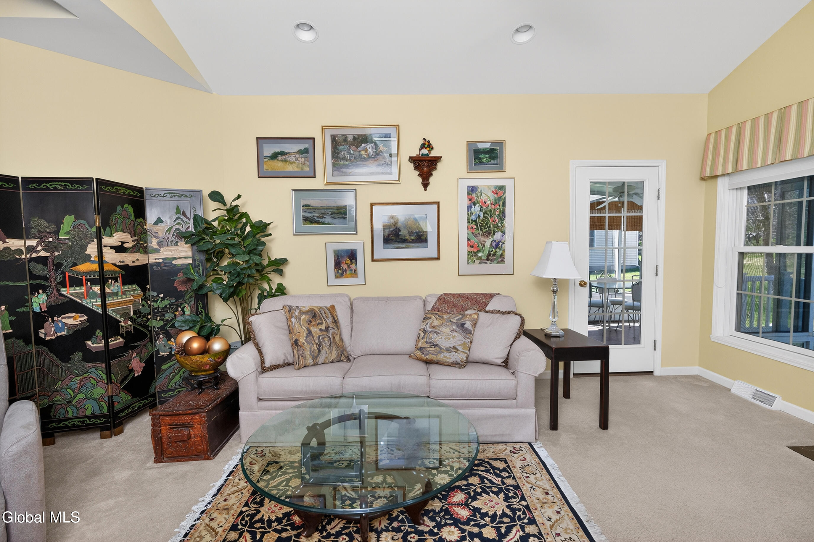 60 Oakmont Street Niskayuna NY 12309