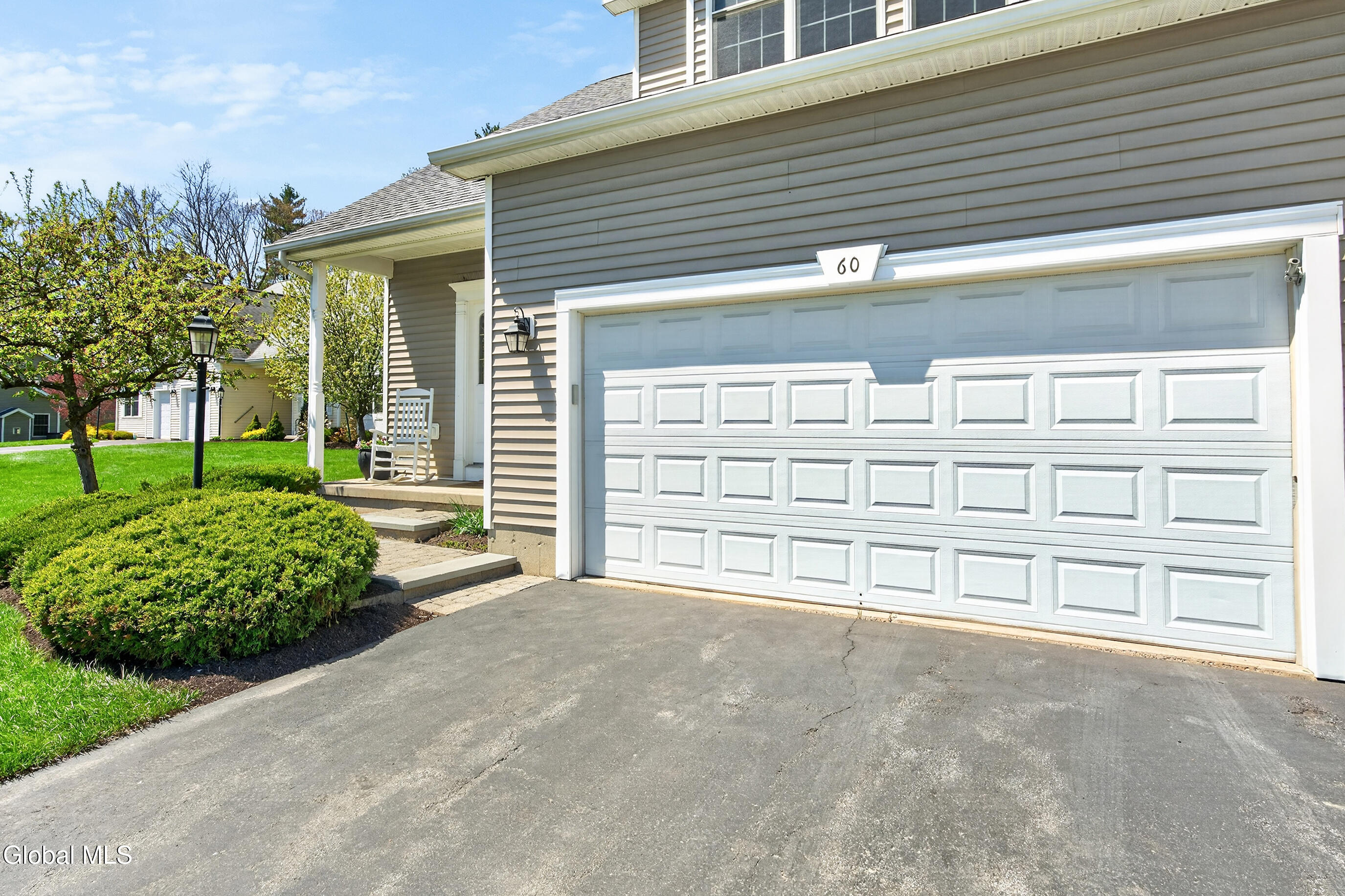 60 Oakmont Street Niskayuna NY 12309