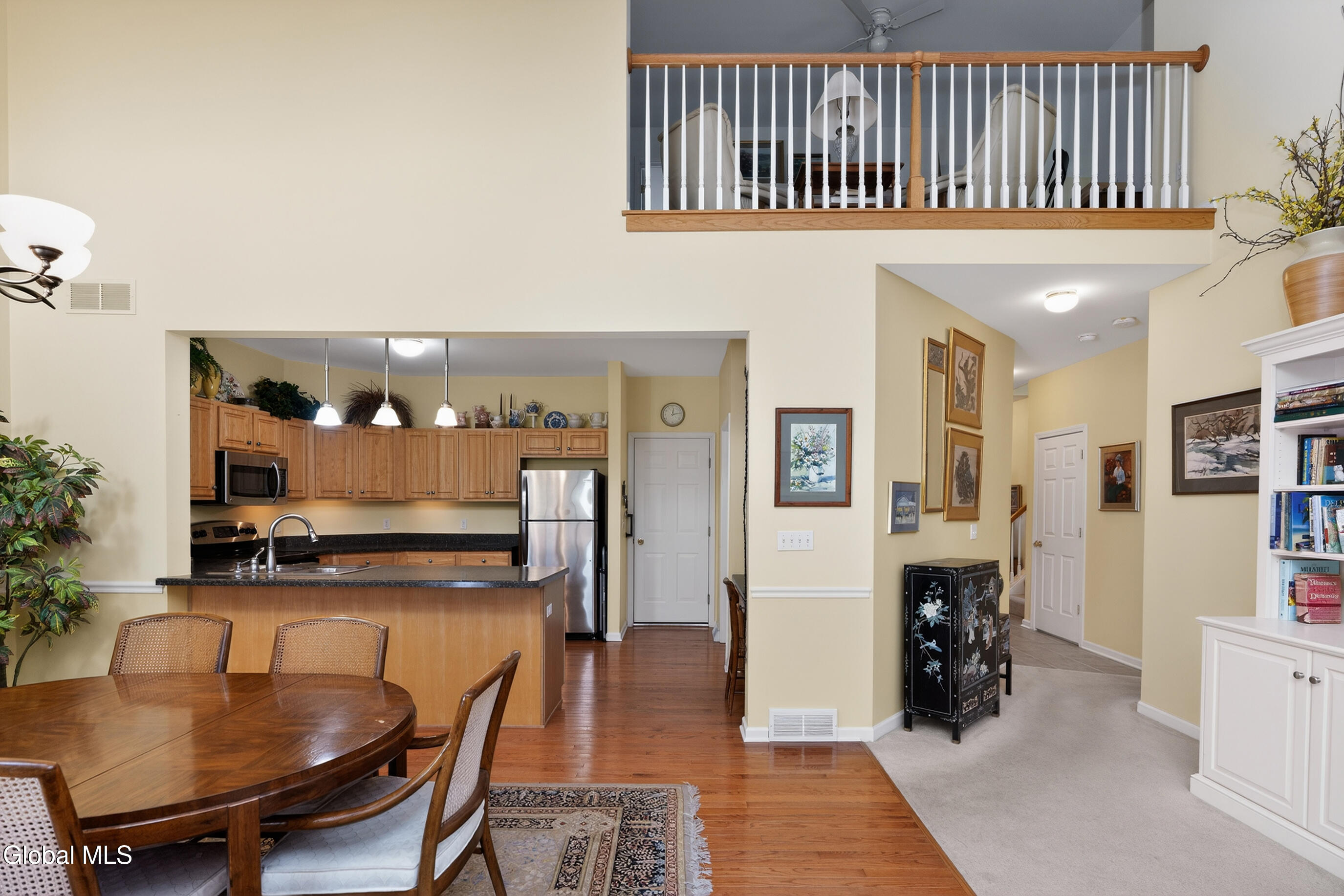 60 Oakmont Street Niskayuna NY 12309
