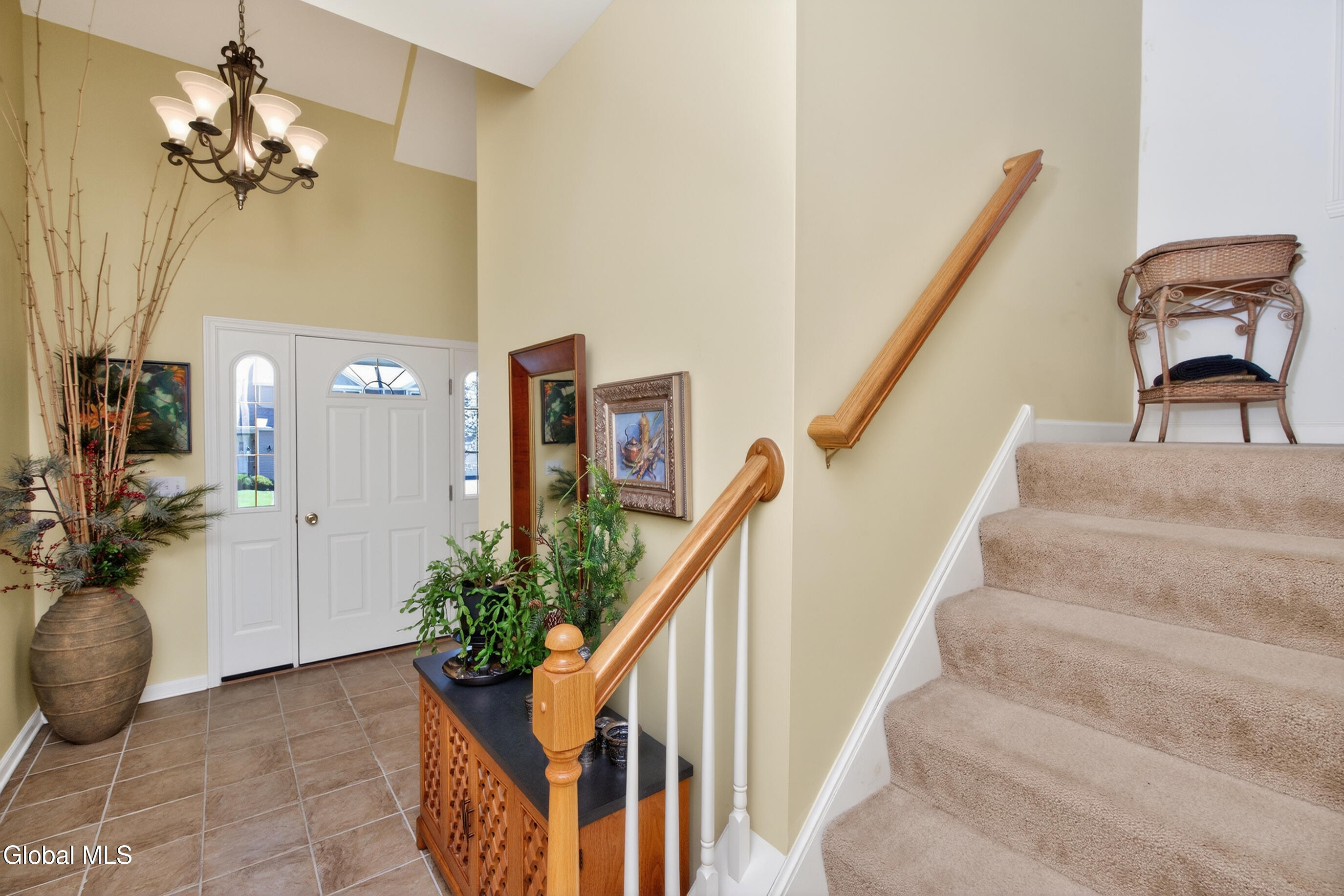 60 Oakmont Street Niskayuna NY 12309