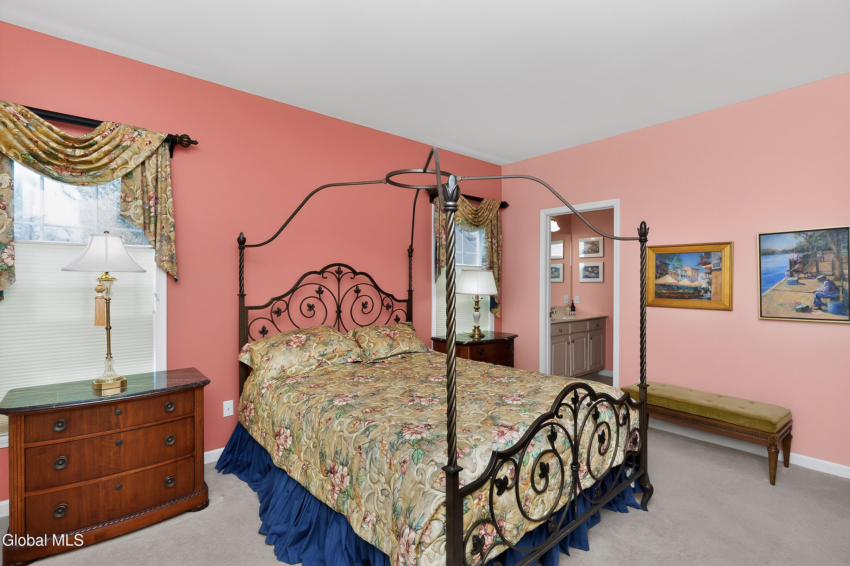 60 Oakmont Street Niskayuna NY 12309