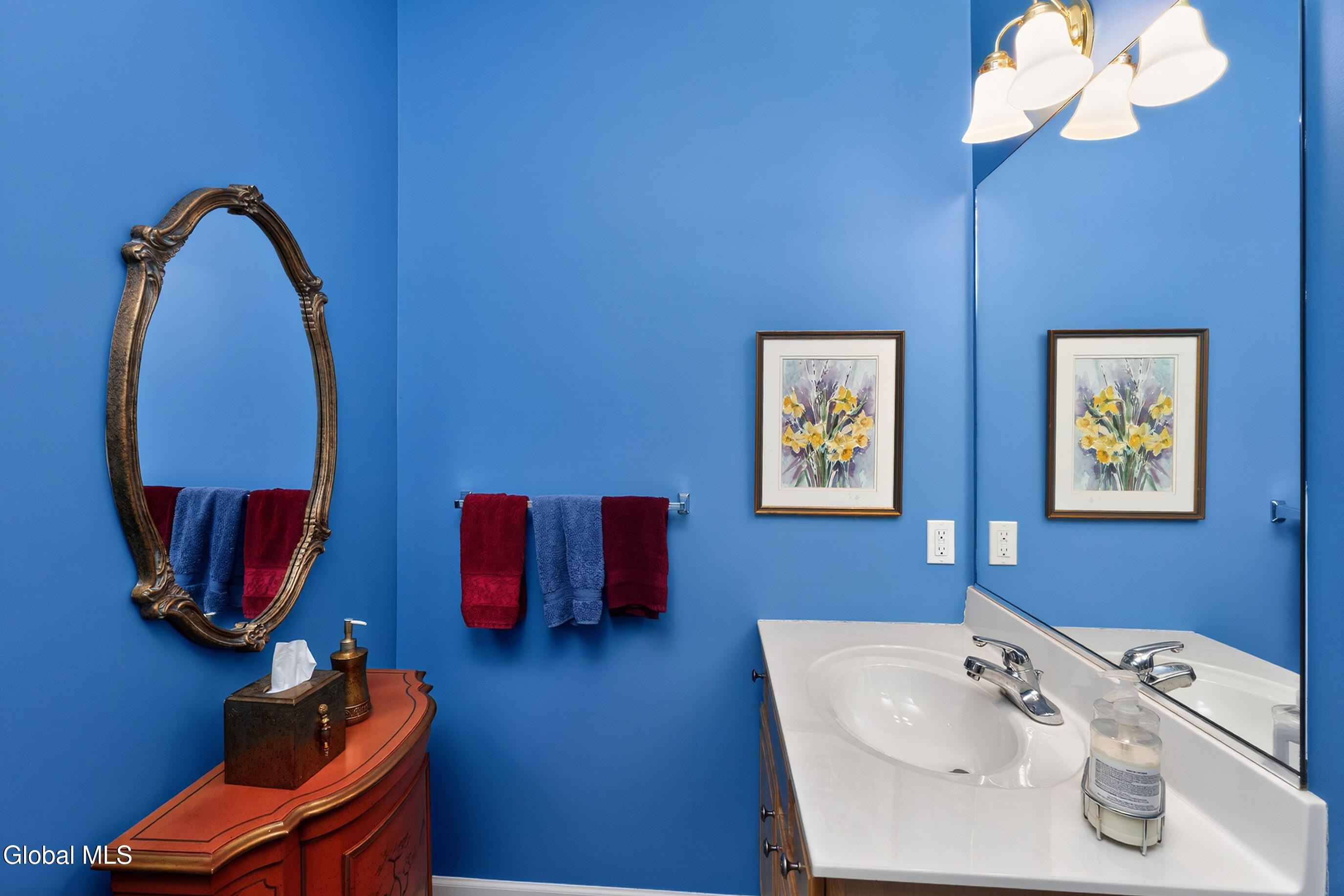 60 Oakmont Street Niskayuna NY 12309