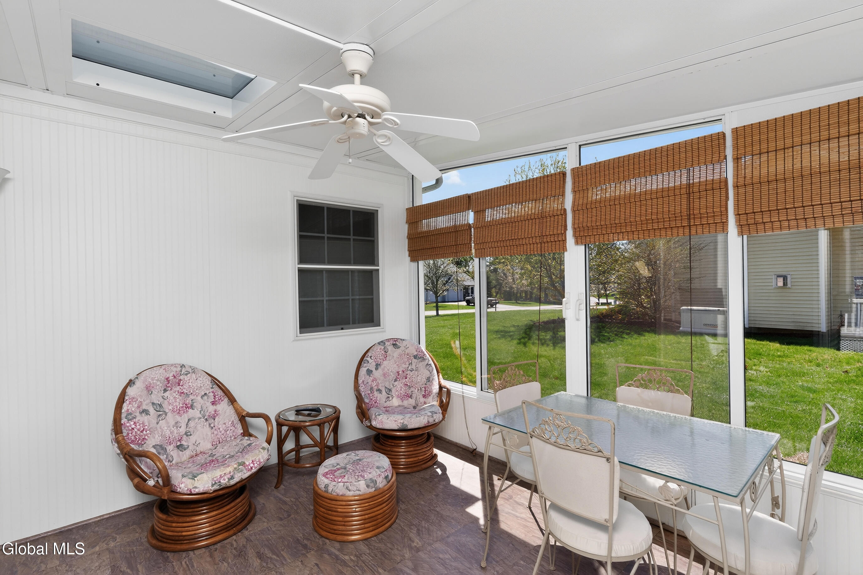 60 Oakmont Street Niskayuna NY 12309
