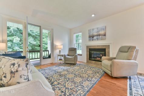 5209 Forest Point Drive Clifton Park NY 12065