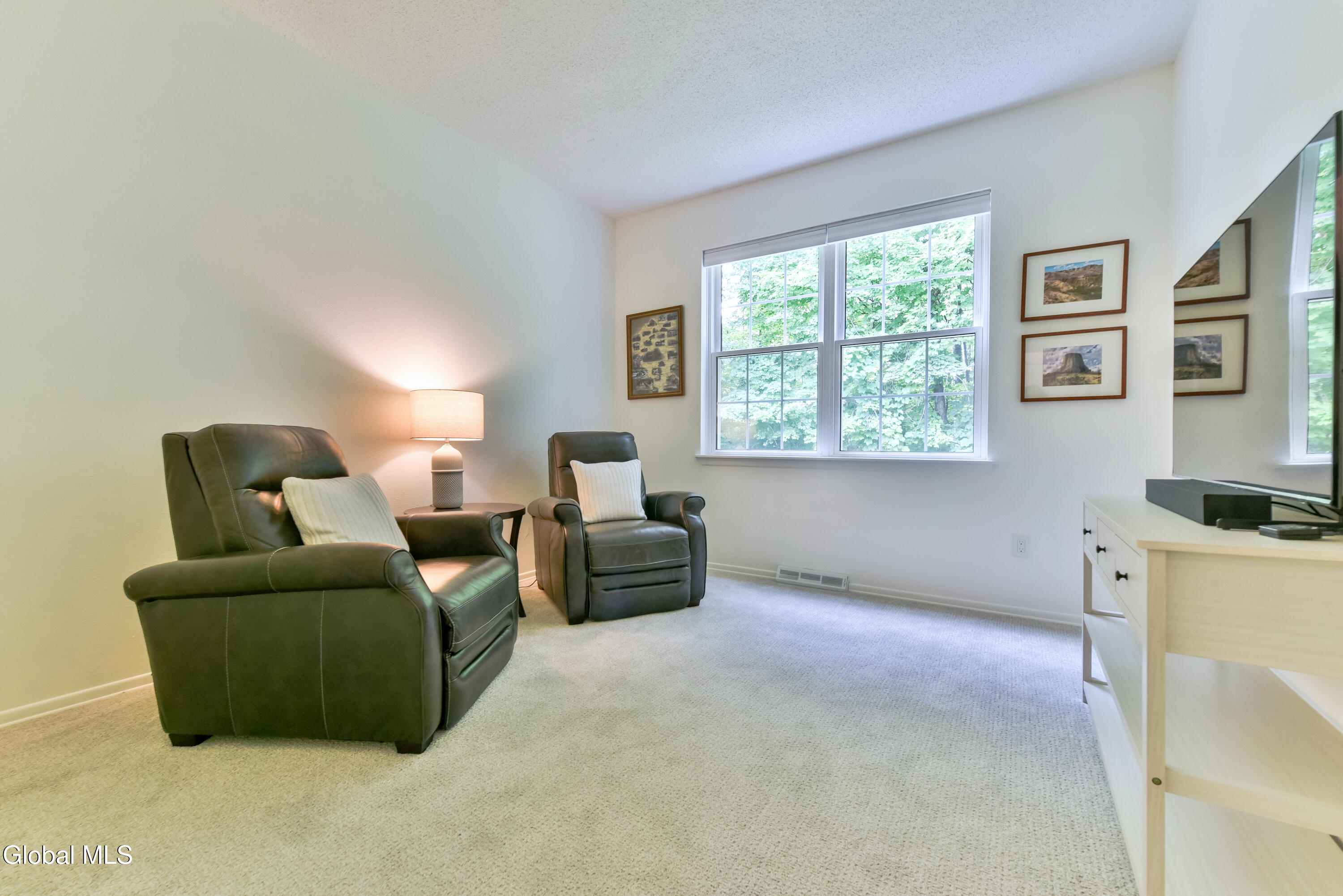 5209 Forest Point Drive Clifton Park NY 12065