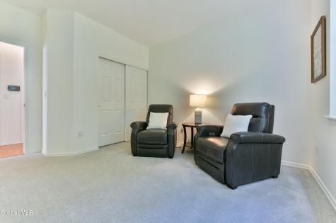 5209 Forest Point Drive Clifton Park NY 12065