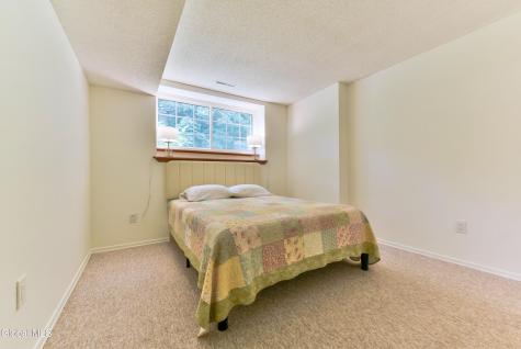 5209 Forest Point Drive Clifton Park NY 12065