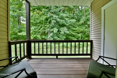5209 Forest Point Drive Clifton Park NY 12065