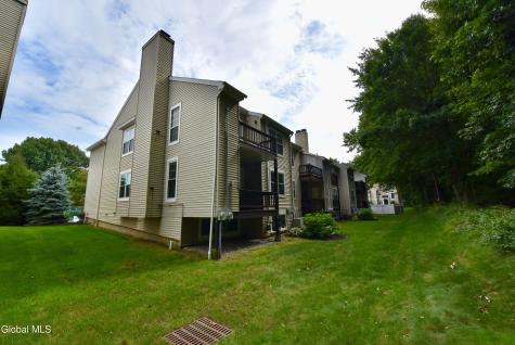 5209 Forest Point Drive Clifton Park NY 12065