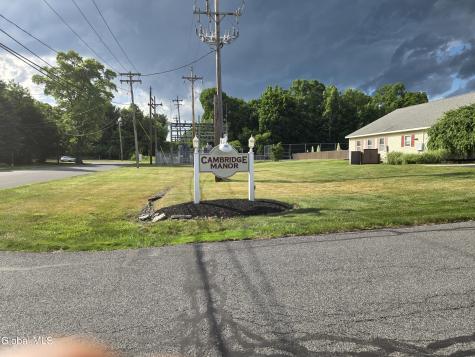 1710 Cambridge Manor Drive Schenectady NY 12302