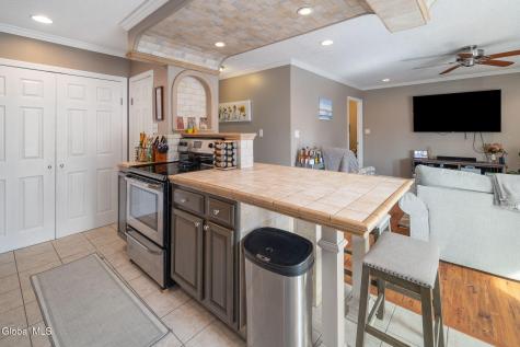 1710 Cambridge Manor Drive Schenectady NY 12302