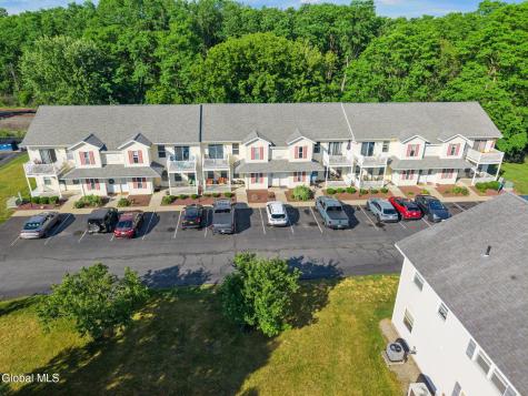 1710 Cambridge Manor Drive Schenectady NY 12302
