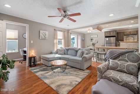 1710 Cambridge Manor Drive Schenectady NY 12302
