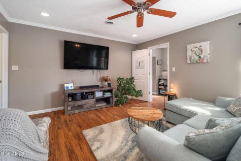 1710 Cambridge Manor Drive Schenectady NY 12302