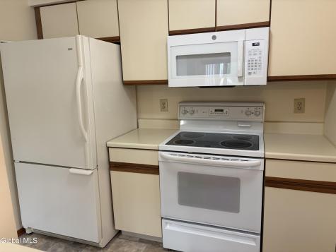 211 Grenadier Court Clifton Park NY 12065