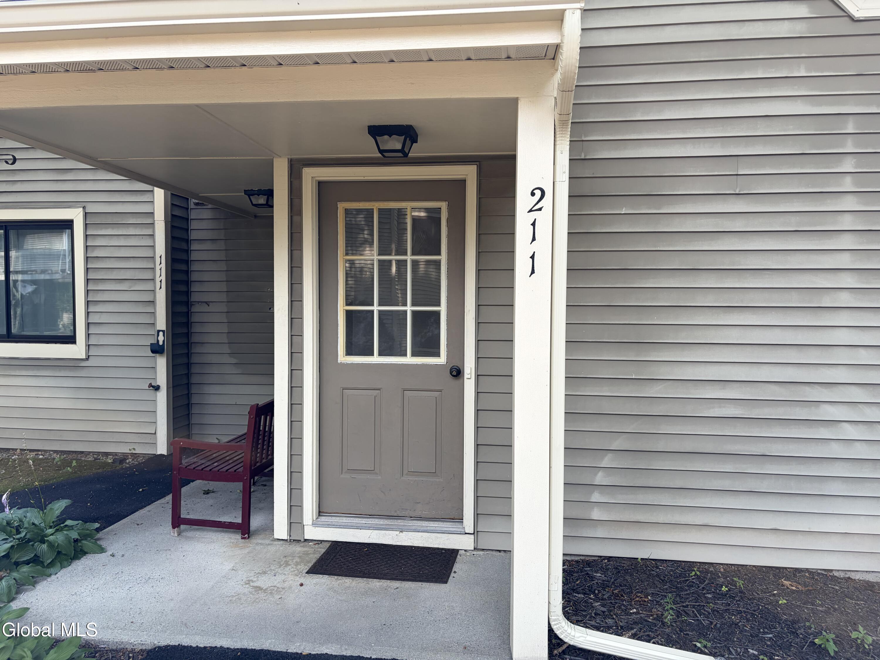 211 Grenadier Court Clifton Park NY 12065
