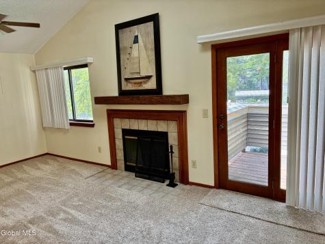 211 Grenadier Court Clifton Park NY 12065