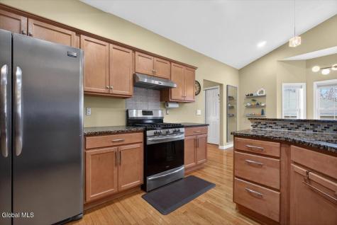 29 Jordan Point Drive Troy NY 12180