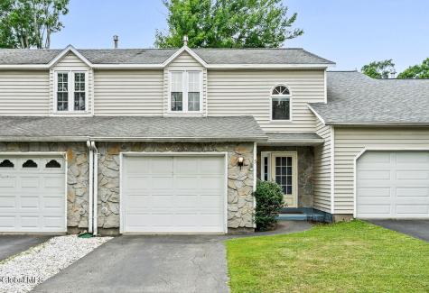 5 Woodside Drive Albany NY 12208