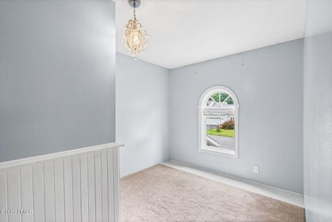 5 Woodside Drive Albany NY 12208