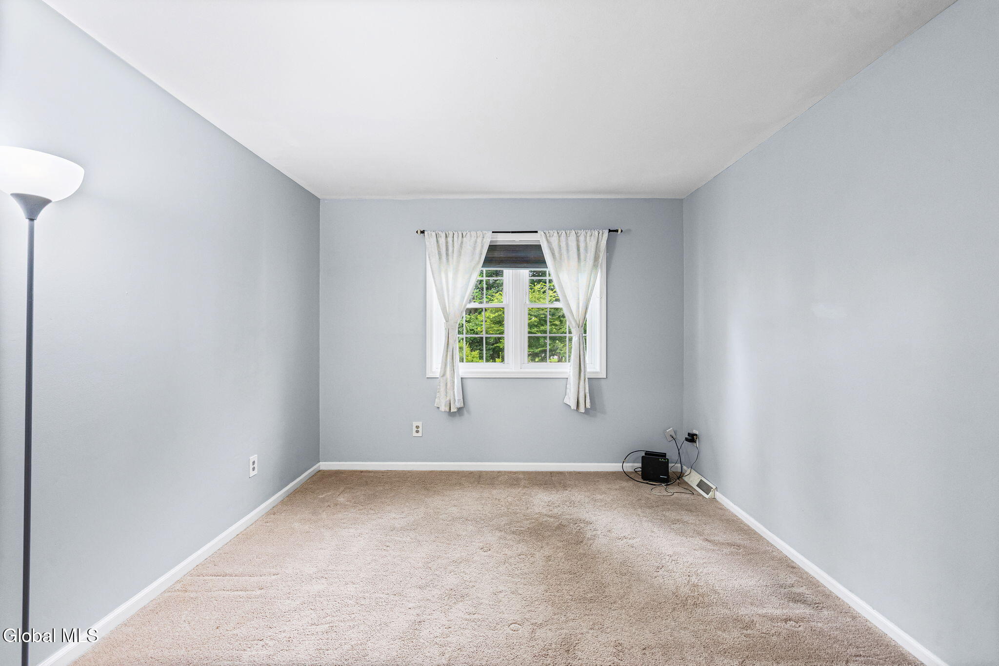 5 Woodside Drive Albany NY 12208