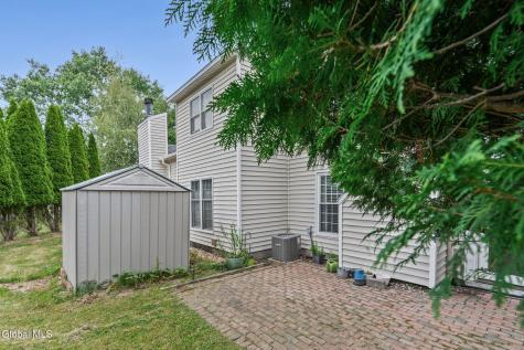 5 Woodside Drive Albany NY 12208