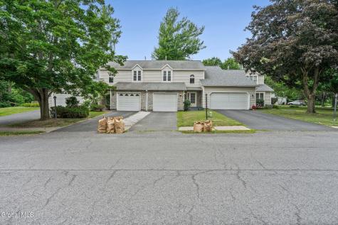 5 Woodside Drive Albany NY 12208