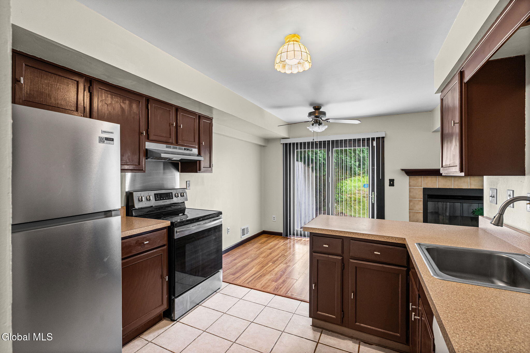 5 Woodside Drive Albany NY 12208