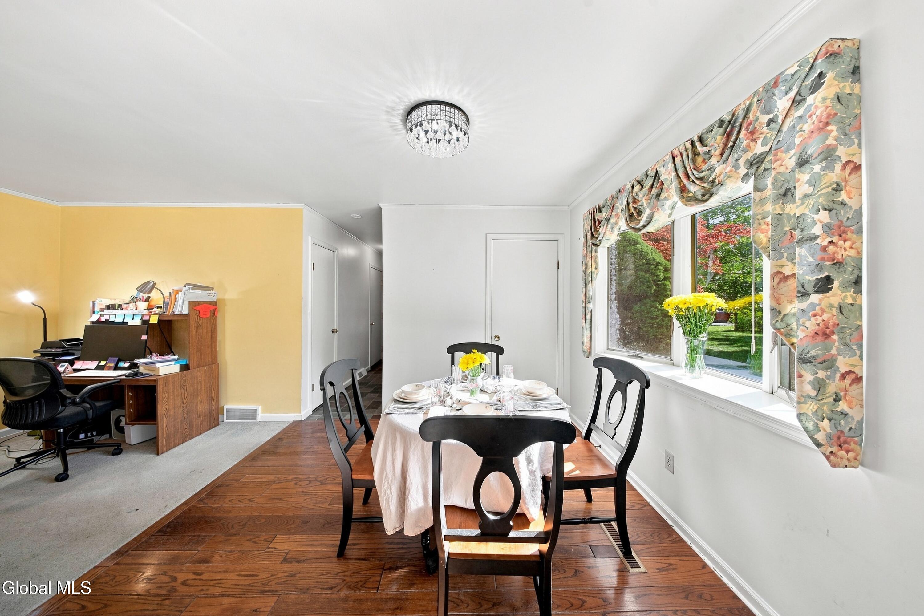 75 Velina Drive Albany NY 12203
