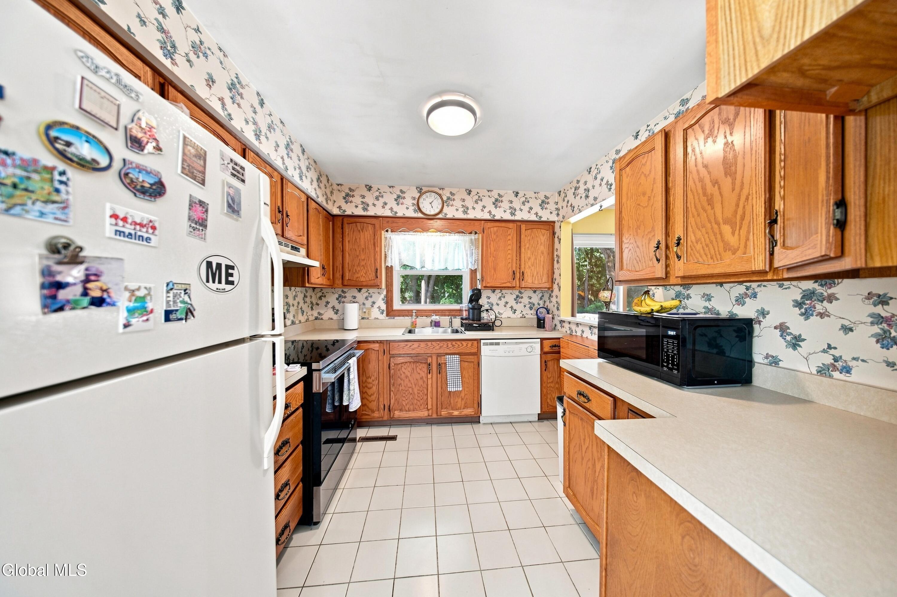 75 Velina Drive Albany NY 12203