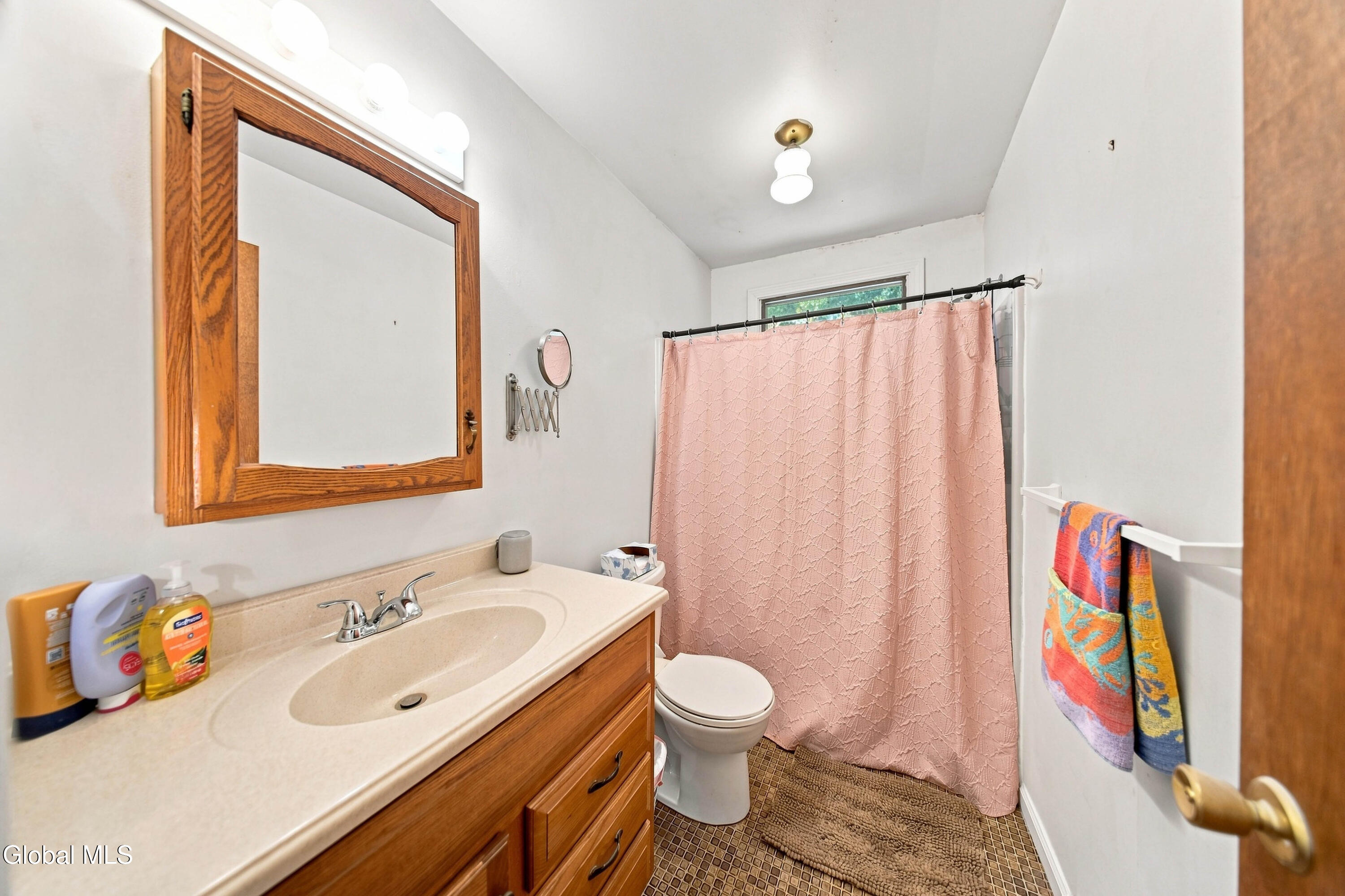 75 Velina Drive Albany NY 12203