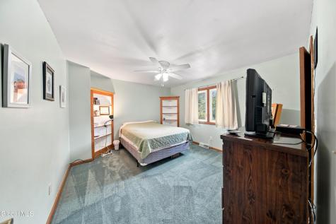 75 Velina Drive Albany NY 12203