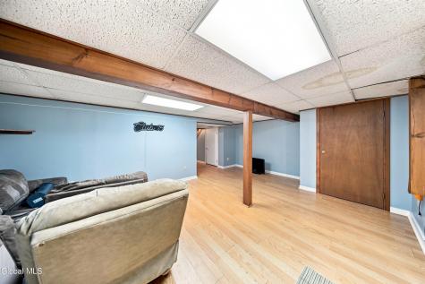 75 Velina Drive Albany NY 12203