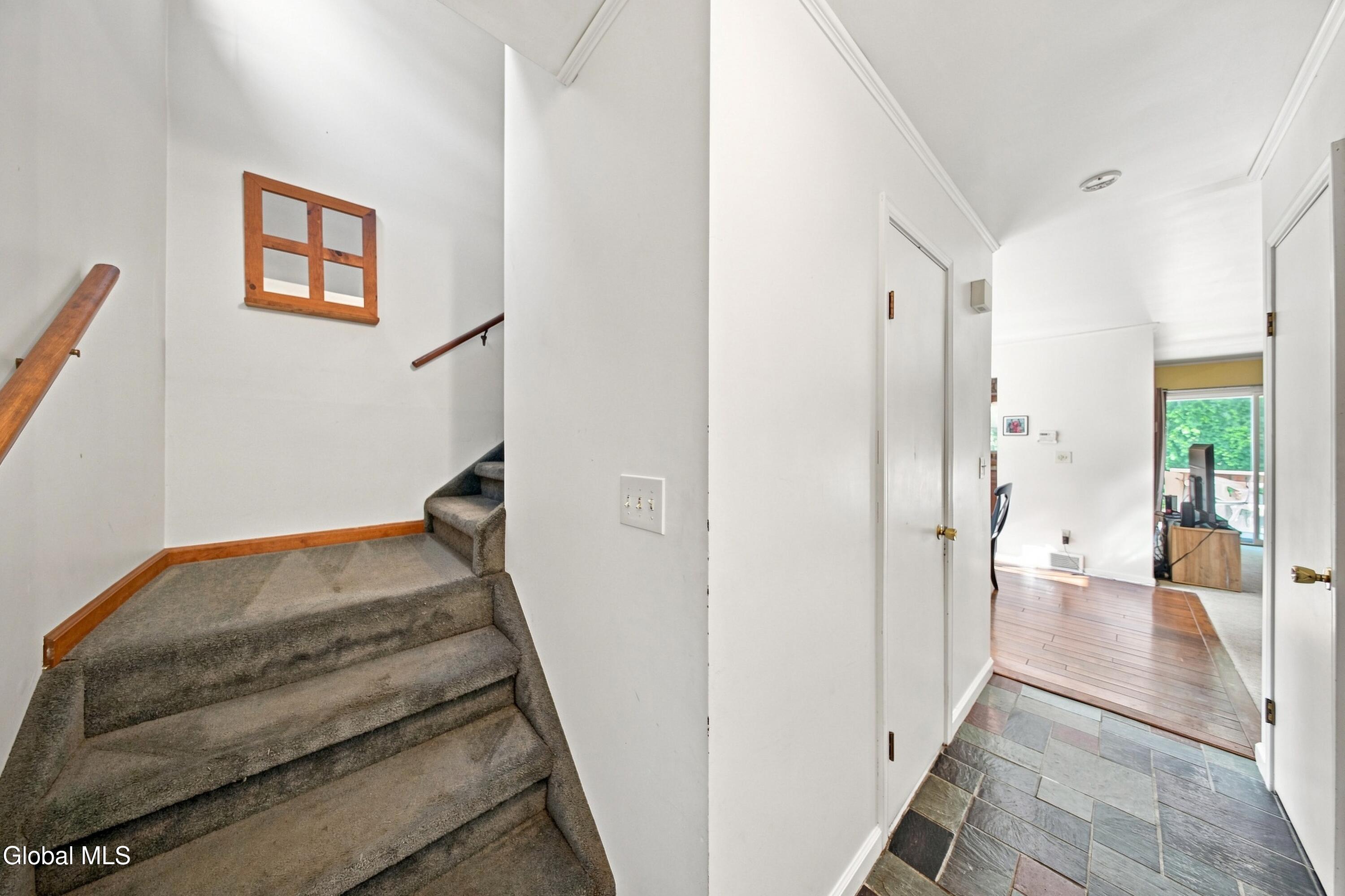 75 Velina Drive Albany NY 12203
