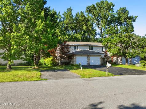 75 Velina Drive Albany NY 12203