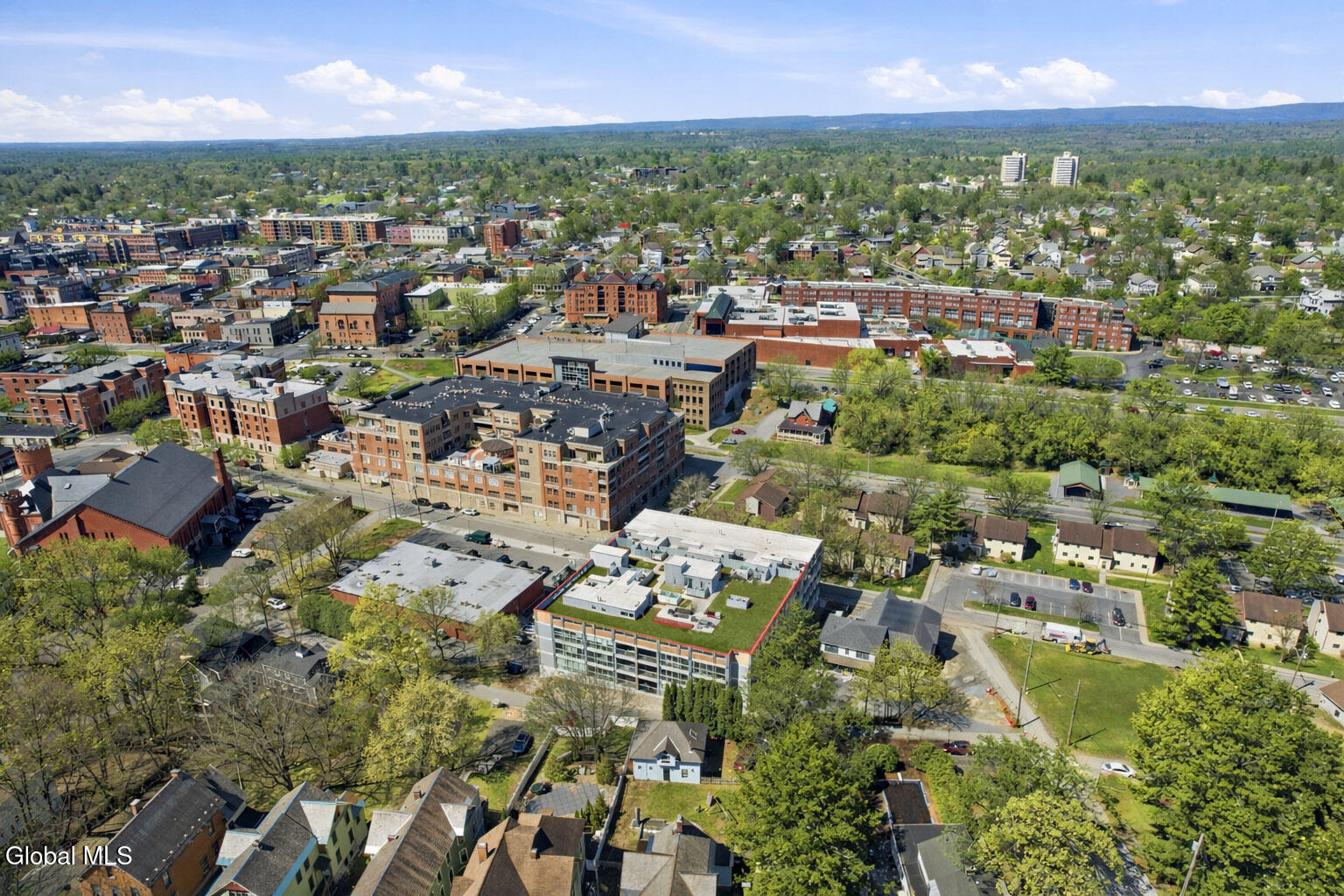 128 Henry Street Saratoga Springs NY 12866