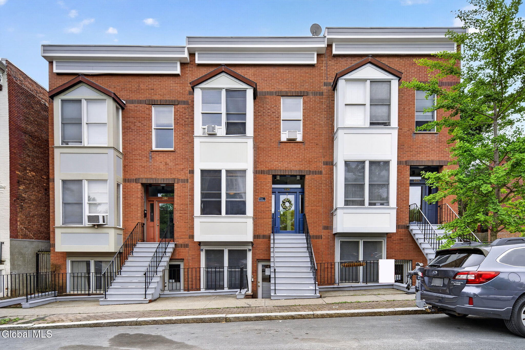 252 Hudson Avenue Albany NY 12210