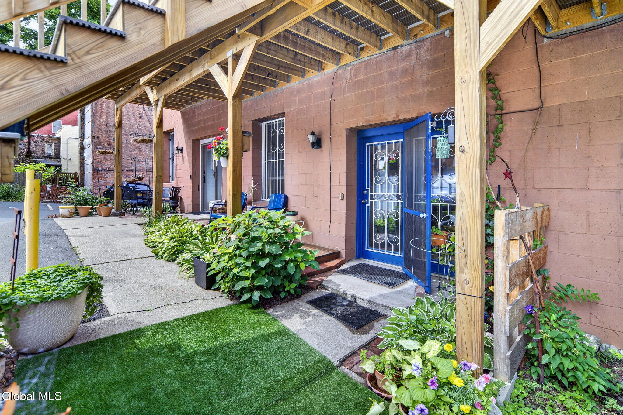 252 Hudson Avenue Albany NY 12210
