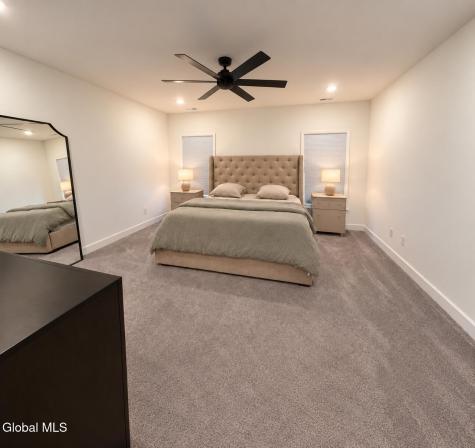15 Wardley Circle Cohoes NY 12047
