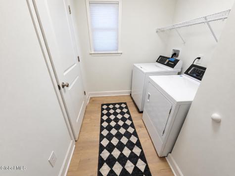 15 Wardley Circle Cohoes NY 12047