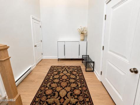 15 Wardley Circle Cohoes NY 12047