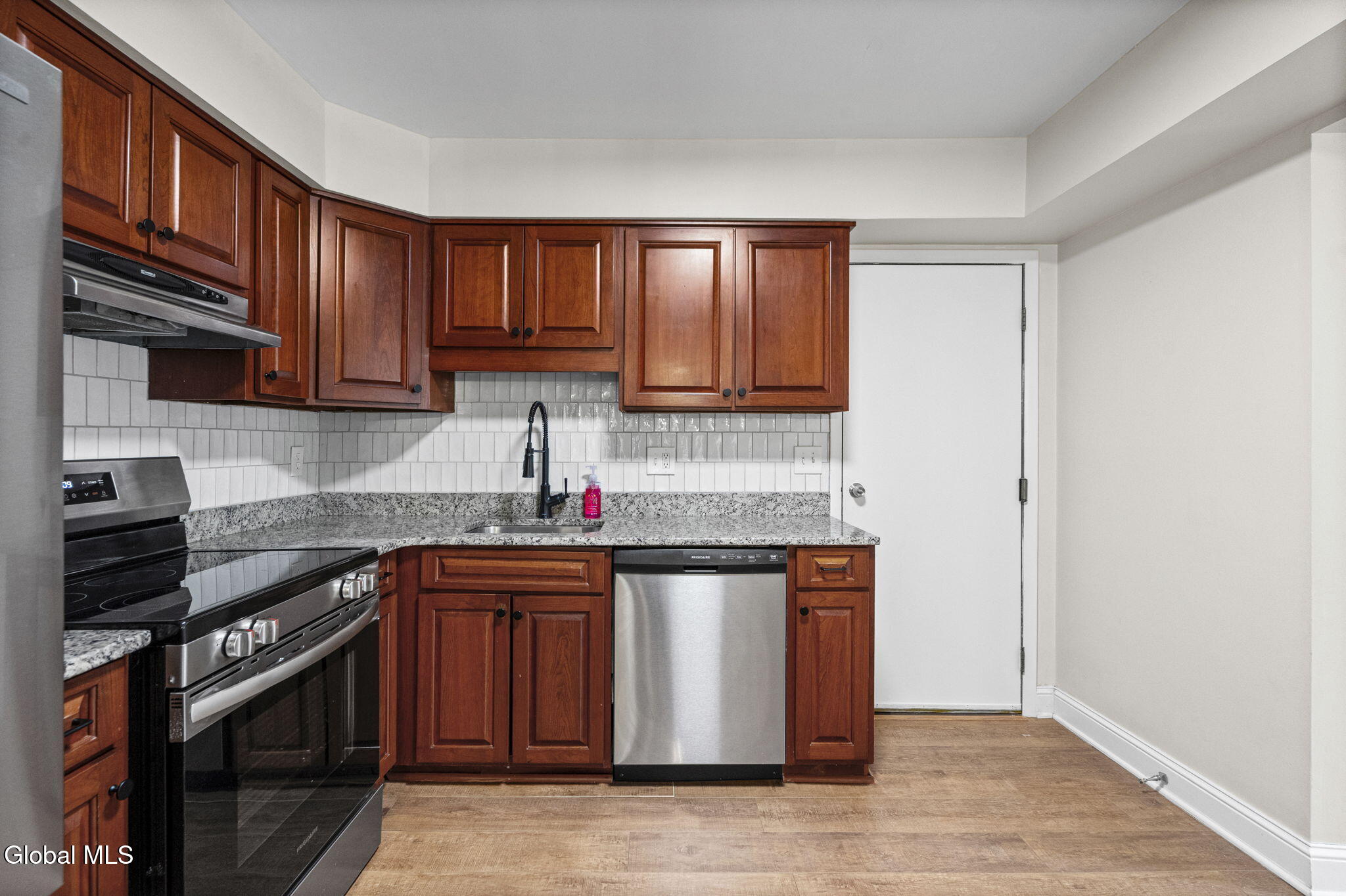 23B Woodcliffe Drive Clifton Park NY 12065