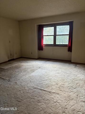 95 Harvard Road Watervliet NY 12189