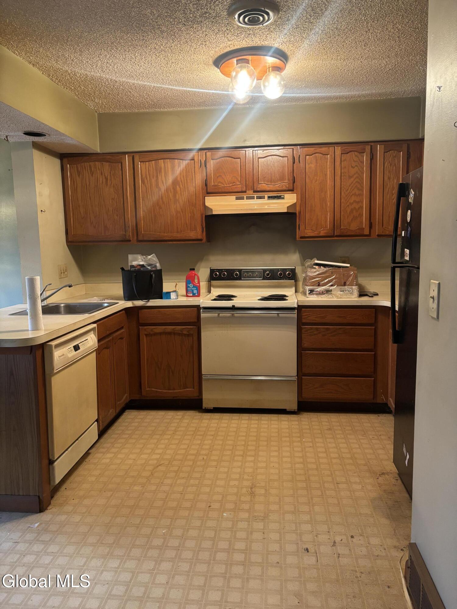 95 Harvard Road Watervliet NY 12189
