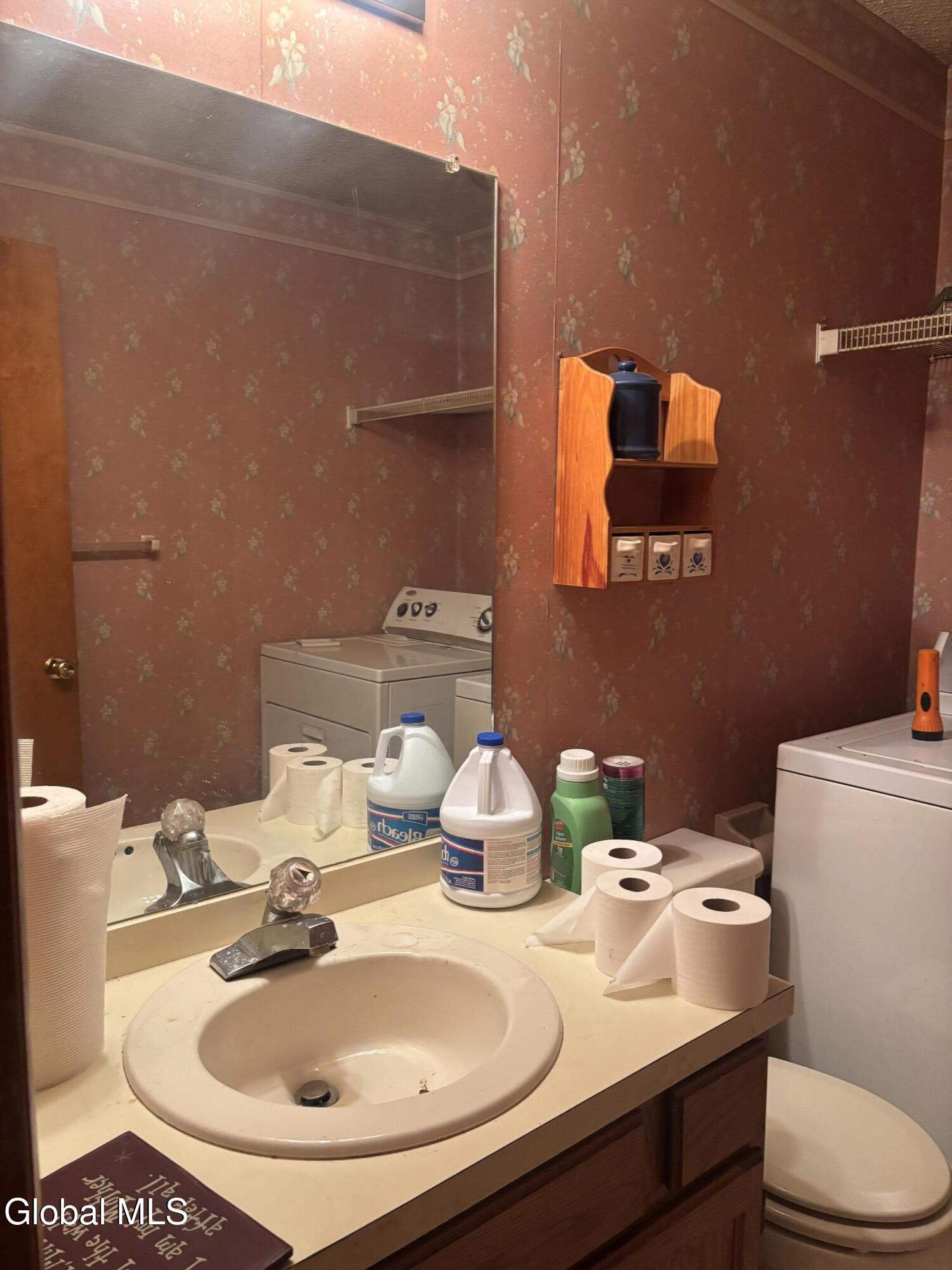 95 Harvard Road Watervliet NY 12189