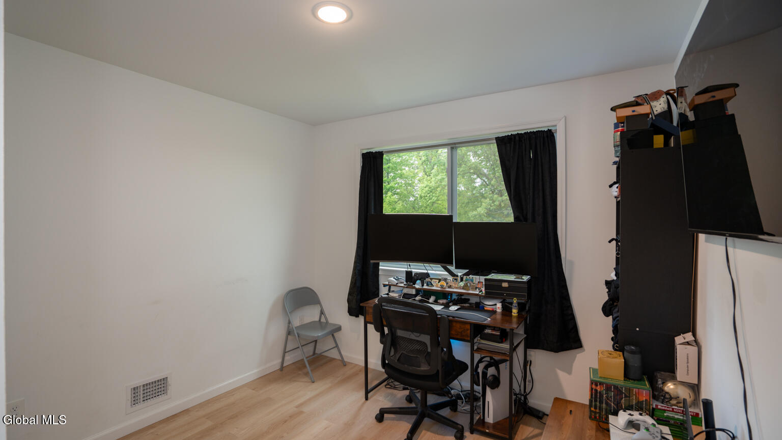 2 Giovanni Court Troy NY 12180