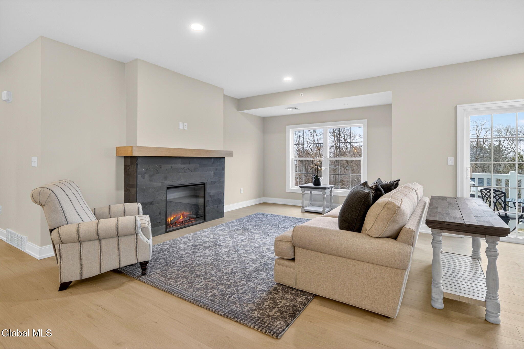 607 Vly Pointe Drive Niskayuna NY 12309