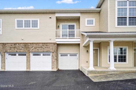 607 Vly Pointe Drive Niskayuna NY 12309